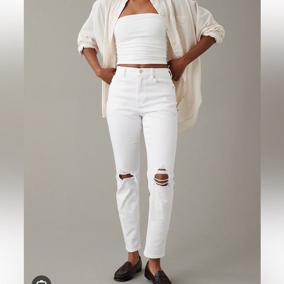 American Eagle Outfitters Denim - American Eagle White Ripped Straight Leg Mom Denim Jeans women size 4
